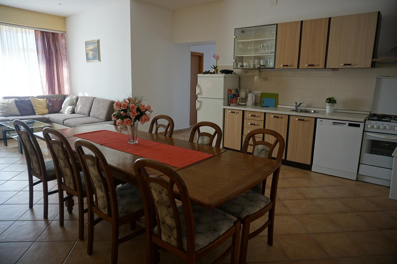 Apartments Ivancic Novi Vinodolski Extérieur photo
